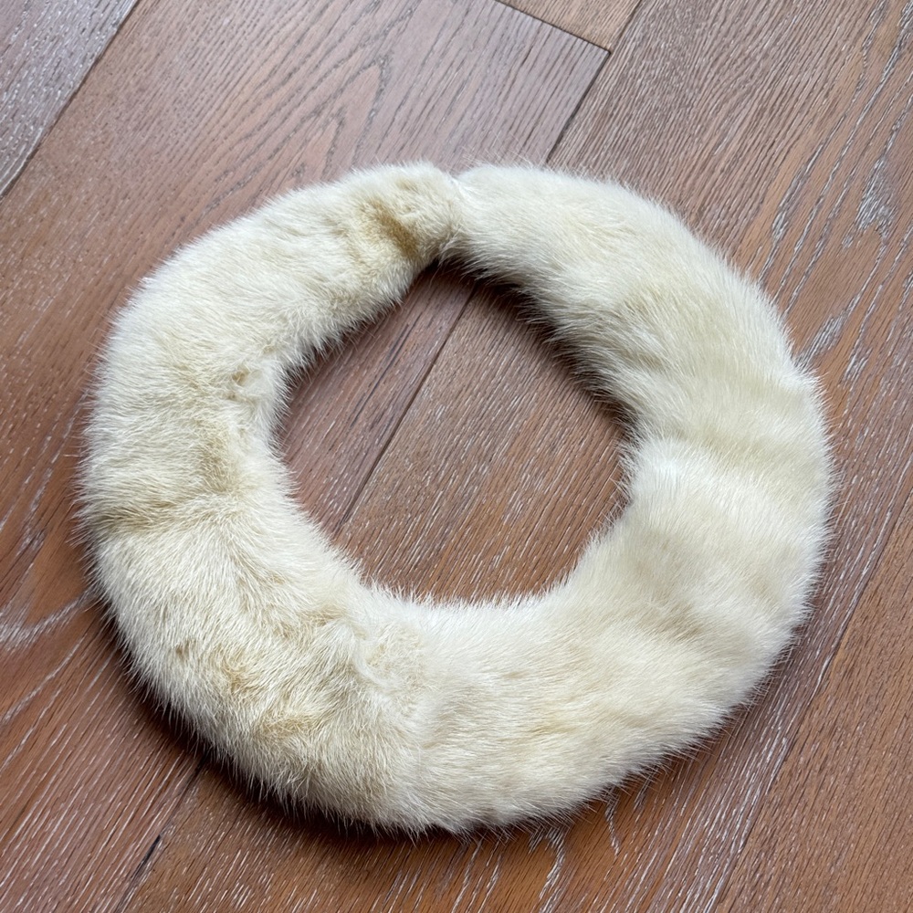 Vintage Mink Cream Fur Collar